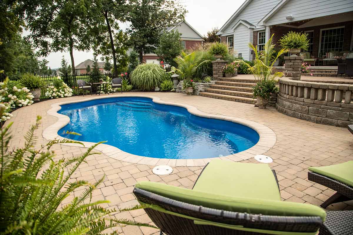 laguna-fiberglass-pool-05 (1)